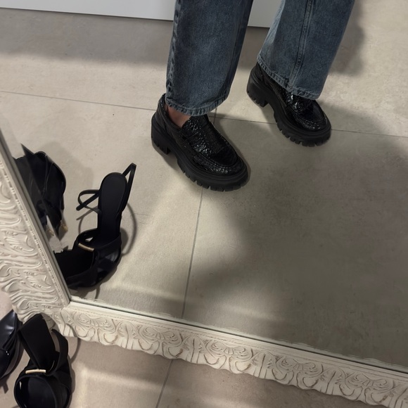 Topshop Lottie chunky loafers in black croc - Picture 8 of 12